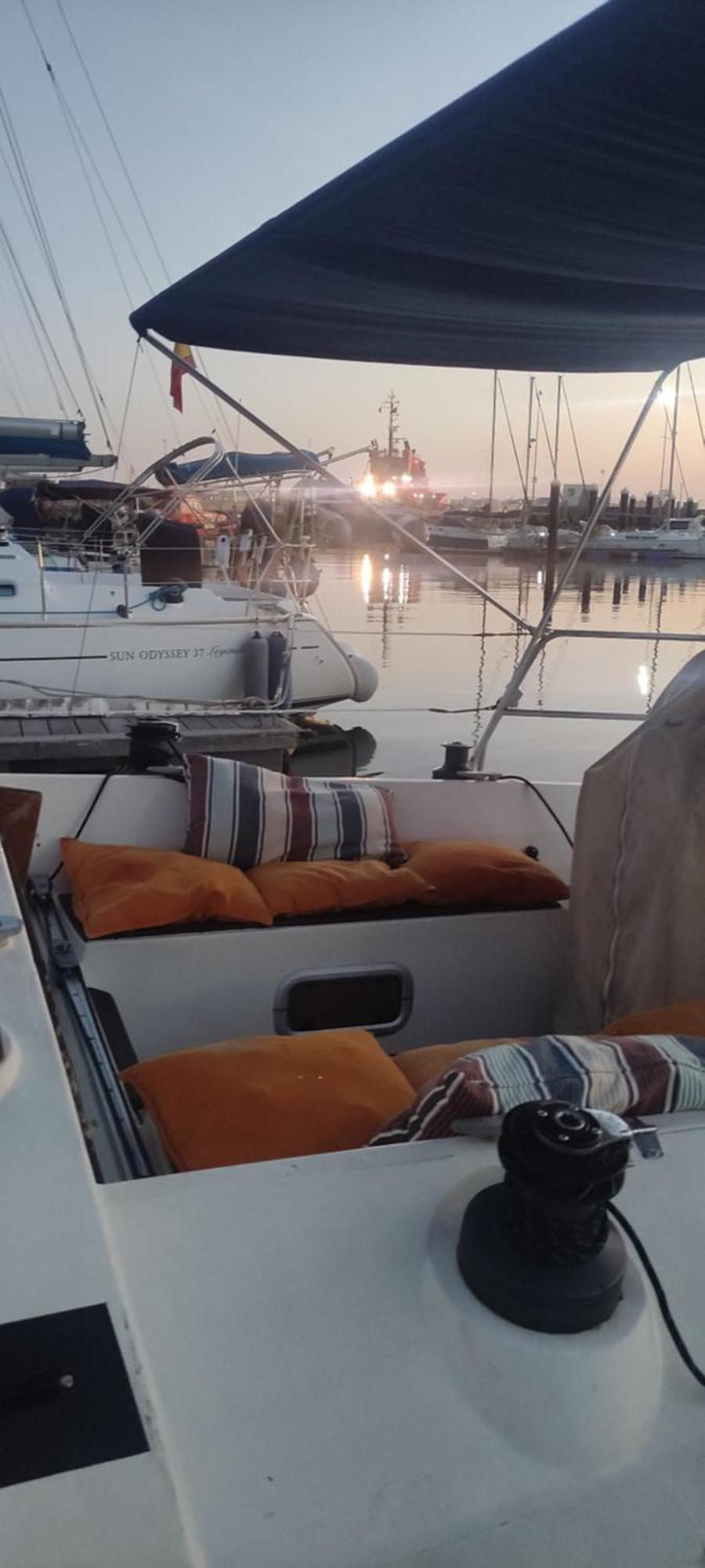 Boat-Apartamento Flotante Cadiz.. La Juanita Arroyo Экстерьер фото